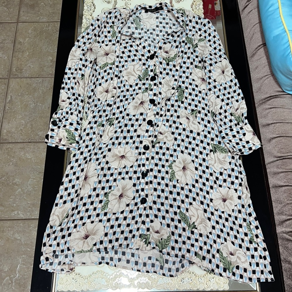 Zara long-sleeved button down tie neck dress with floral print